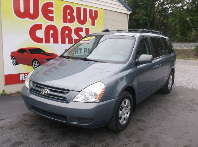 2008 Kia Sedona Crew Cab 4x4 Shortbox