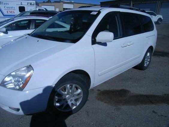 2008 Kia Sedona Crew Cab 4x4 Shortbox