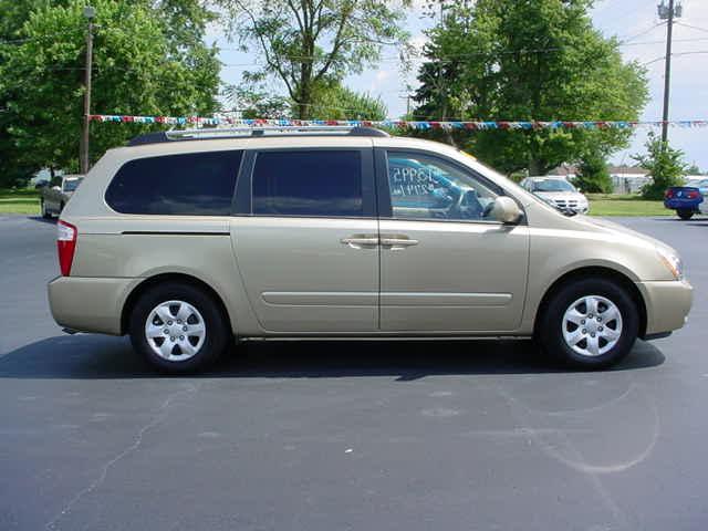 2008 Kia Sedona Elk Conversion Van