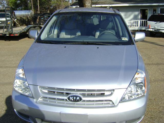 2009 Kia Sedona 2.5sone Owner