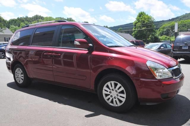 2011 Kia Sedona Elk Conversion Van