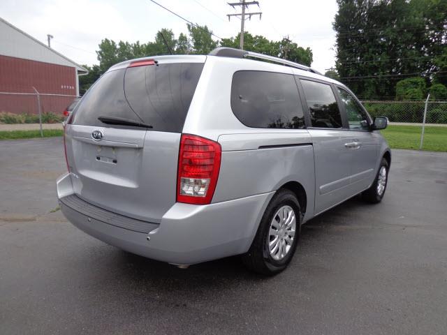 2011 Kia Sedona Elk Conversion Van