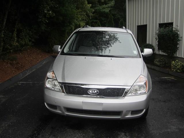 2012 Kia Sedona Elk Conversion Van