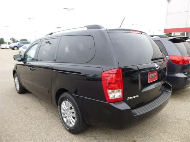 2012 Kia Sedona Elk Conversion Van