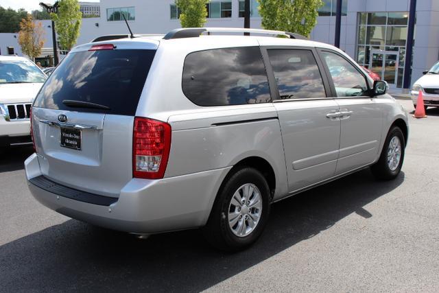 2012 Kia Sedona Elk Conversion Van