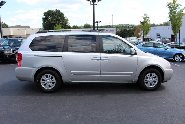 2012 Kia Sedona Elk Conversion Van