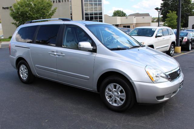 2012 Kia Sedona Elk Conversion Van