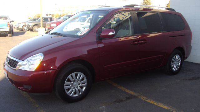 2012 Kia Sedona 2WD Crew Cab LWB XE Truck