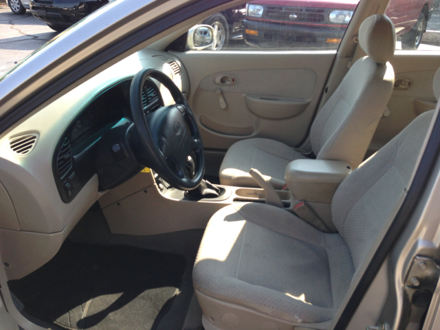 1999 Kia Sephia Base