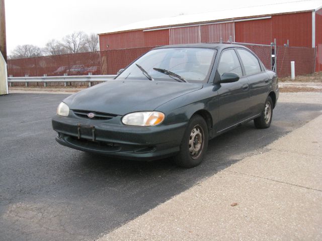 1999 Kia Sephia Base