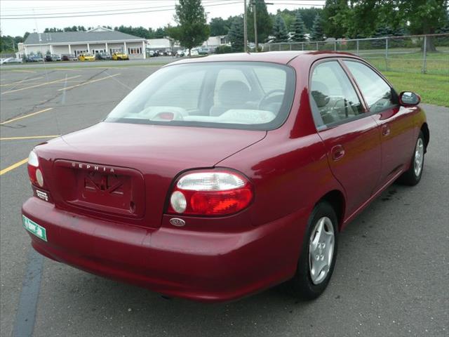 2000 Kia Sephia Unknown