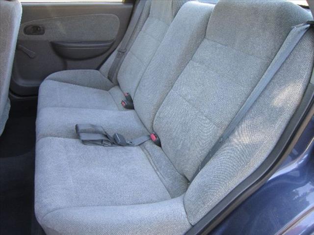 2001 Kia Sephia Slk32