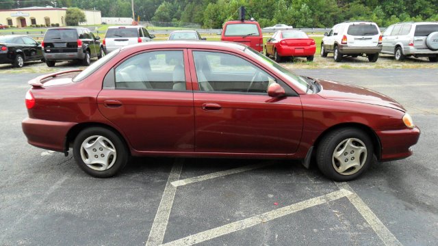 2001 Kia Sephia Base