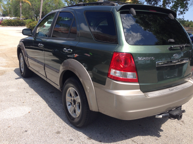 2003 Kia Sorento Crew Cab 126.0 WB 1SC LS Z85