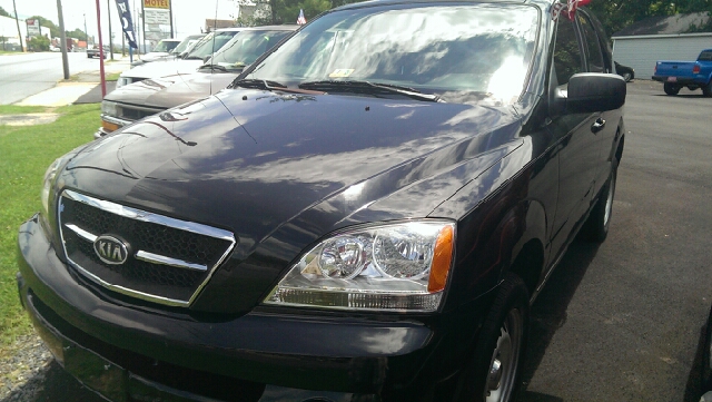 2003 Kia Sorento LS Truck