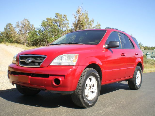 2003 Kia Sorento LS Truck