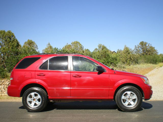 2003 Kia Sorento LS Truck