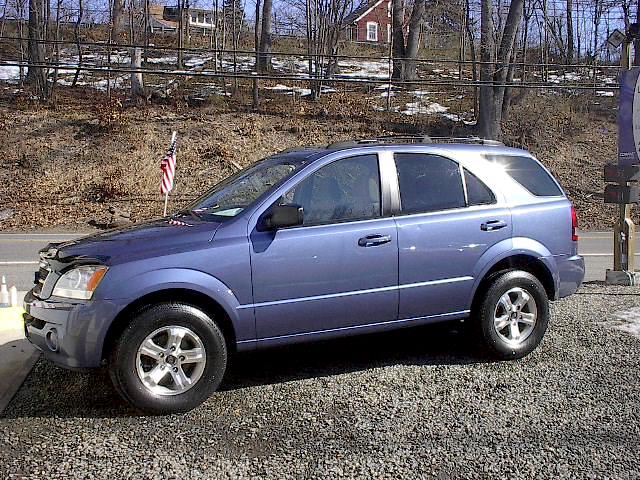 2003 Kia Sorento Elk Conversion Van