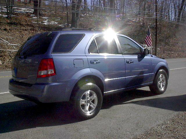 2003 Kia Sorento Elk Conversion Van