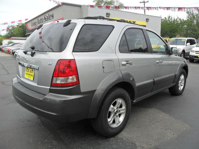 2003 Kia Sorento Crew Cab 126.0 WB 1SC LS Z85