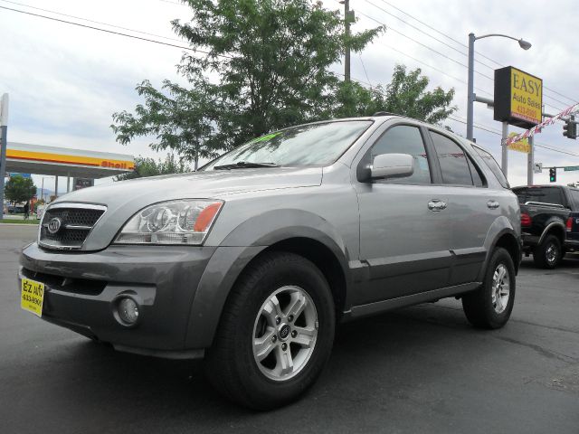 2003 Kia Sorento Crew Cab 126.0 WB 1SC LS Z85