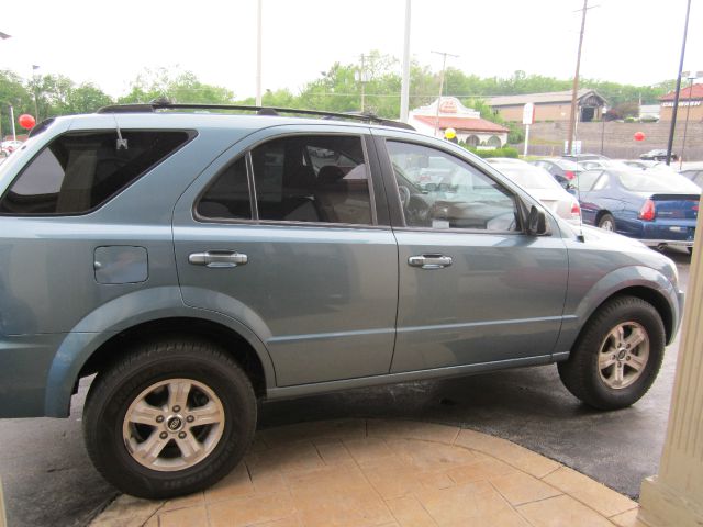 2003 Kia Sorento Elk Conversion Van