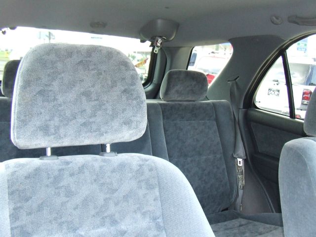 2003 Kia Sorento Crew Cab 126.0 WB 1SC LS Z85