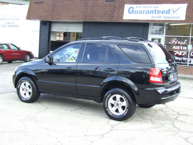 2003 Kia Sorento Crew Cab 126.0 WB 1SC LS Z85