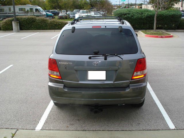 2003 Kia Sorento 4x4 Styleside Lariat