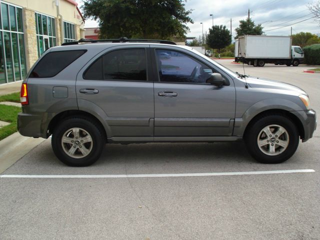 2003 Kia Sorento 4x4 Styleside Lariat