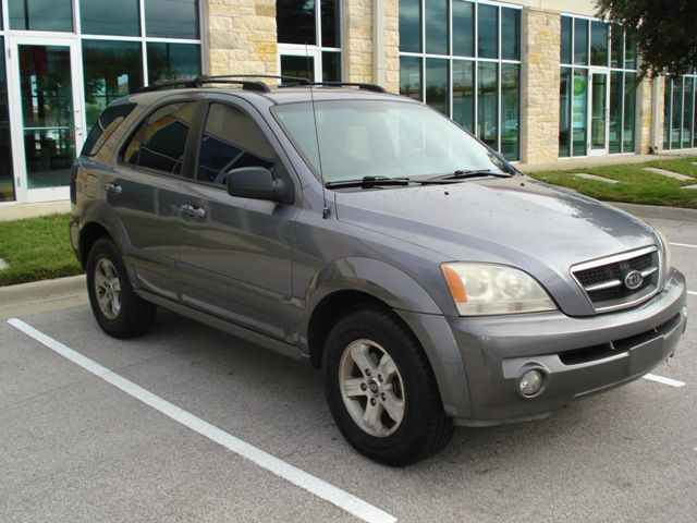 2003 Kia Sorento 4x4 Styleside Lariat