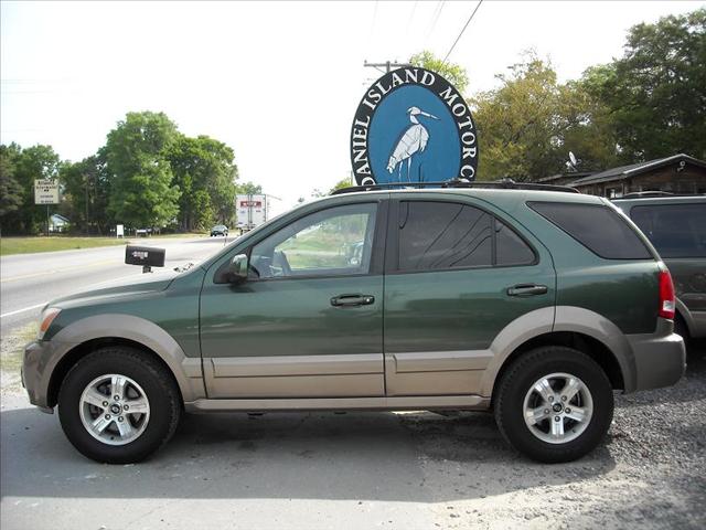 2004 Kia Sorento SE