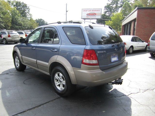 2004 Kia Sorento Crew Cab 126.0 WB 1SC LS Z85