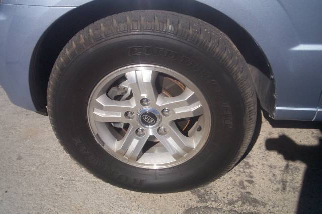 2004 Kia Sorento Elk Conversion Van