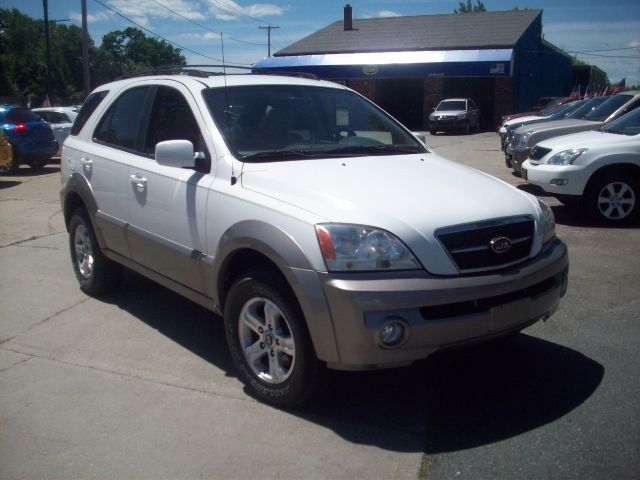 2004 Kia Sorento 2500 LS 8 Psngr Van