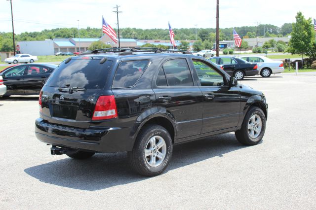 2004 Kia Sorento Crew Cab 126.0 WB 1SC LS Z85