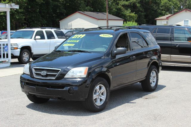 2004 Kia Sorento Crew Cab 126.0 WB 1SC LS Z85