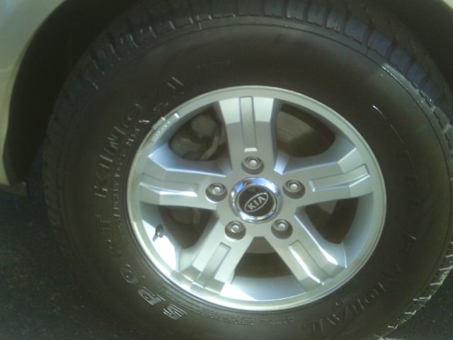 2004 Kia Sorento CREW CAB