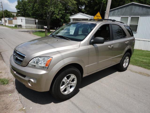 2004 Kia Sorento Elk Conversion Van