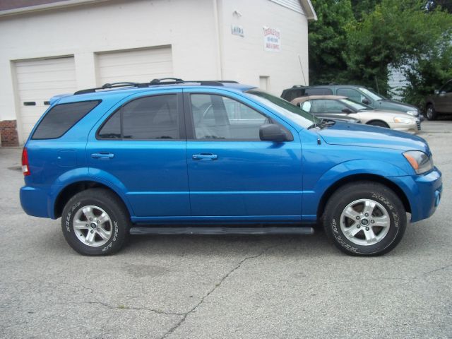 2005 Kia Sorento Elk Conversion Van
