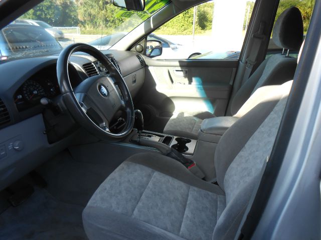 2005 Kia Sorento T6 AWD Leather Moonroof Navigation