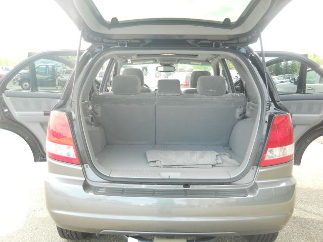 2005 Kia Sorento CREW CAB