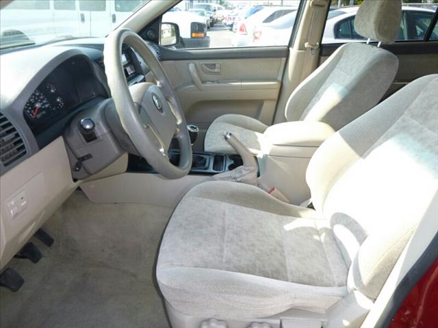 2005 Kia Sorento Elk Conversion Van