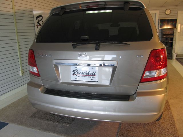 2005 Kia Sorento CREW CAB