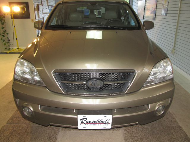 2005 Kia Sorento CREW CAB