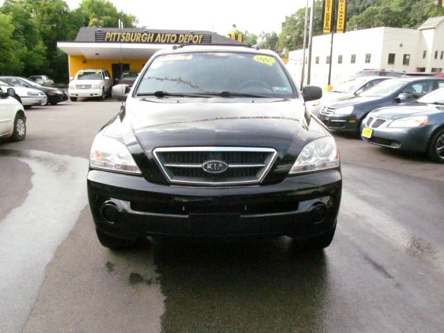 2005 Kia Sorento LS Truck