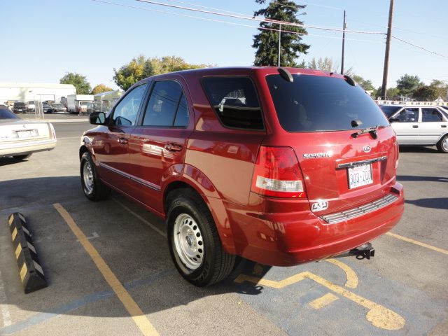 2005 Kia Sorento 4x4 Styleside Lariat