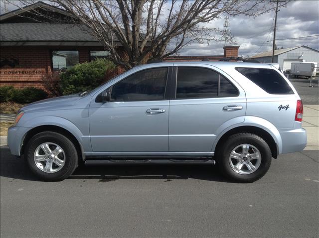 2005 Kia Sorento CREW CAB