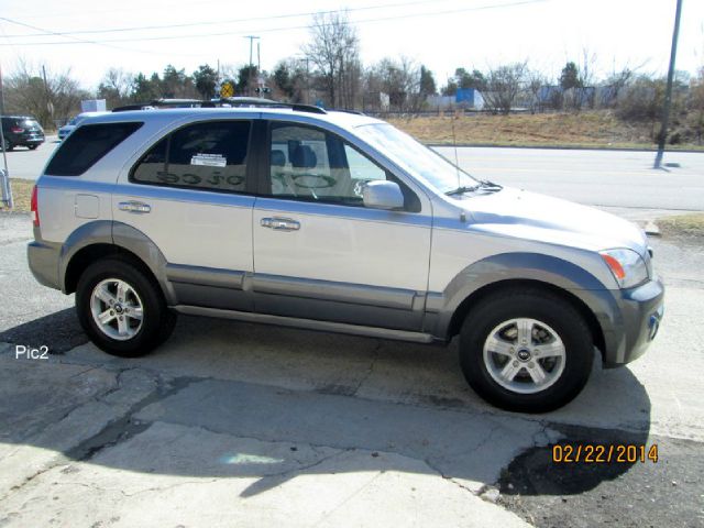 2005 Kia Sorento CREW CAB