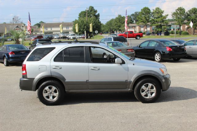 2005 Kia Sorento Crew Cab 126.0 WB 1SC LS Z85
